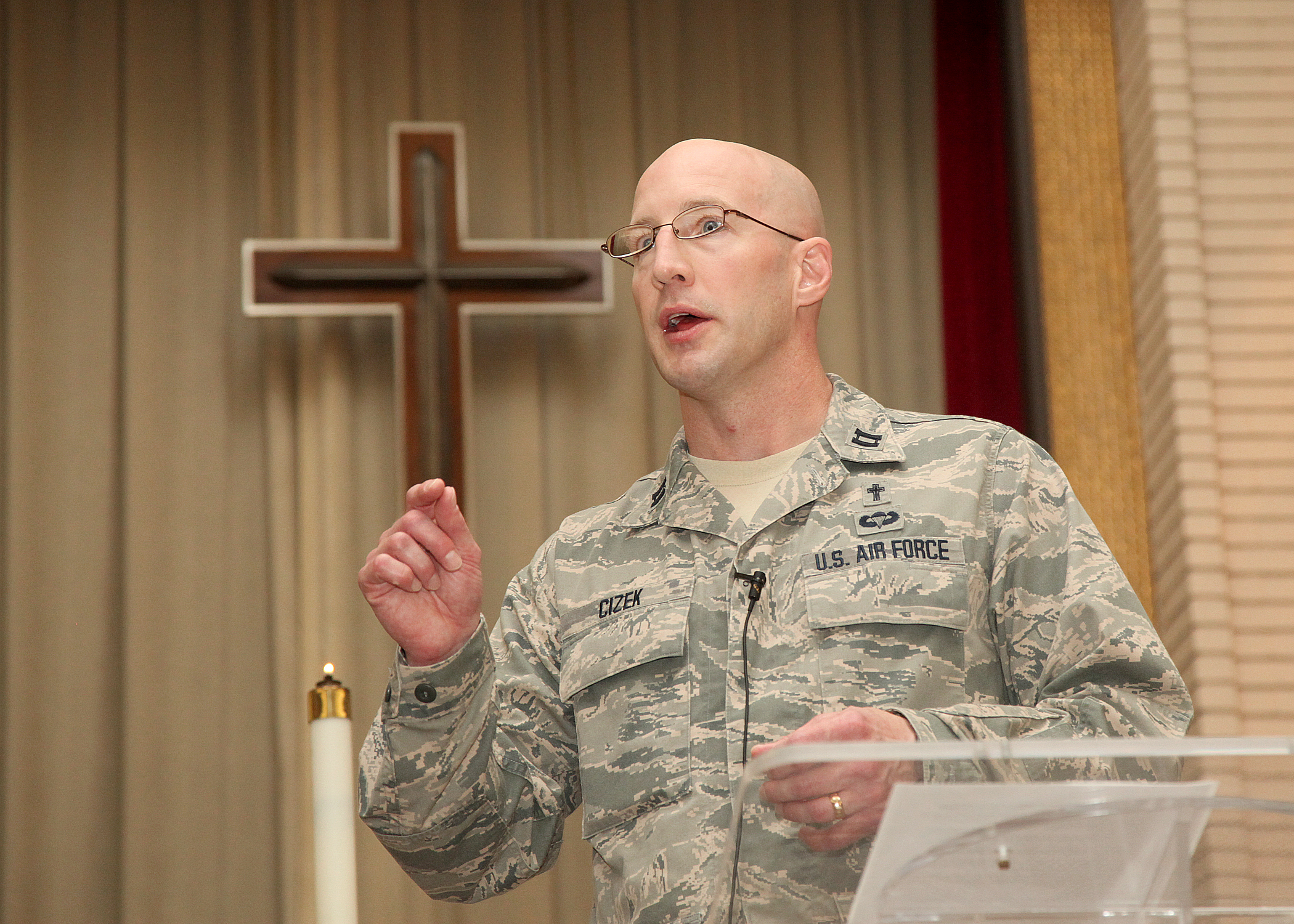 Cizek-photo-preaching.jpg